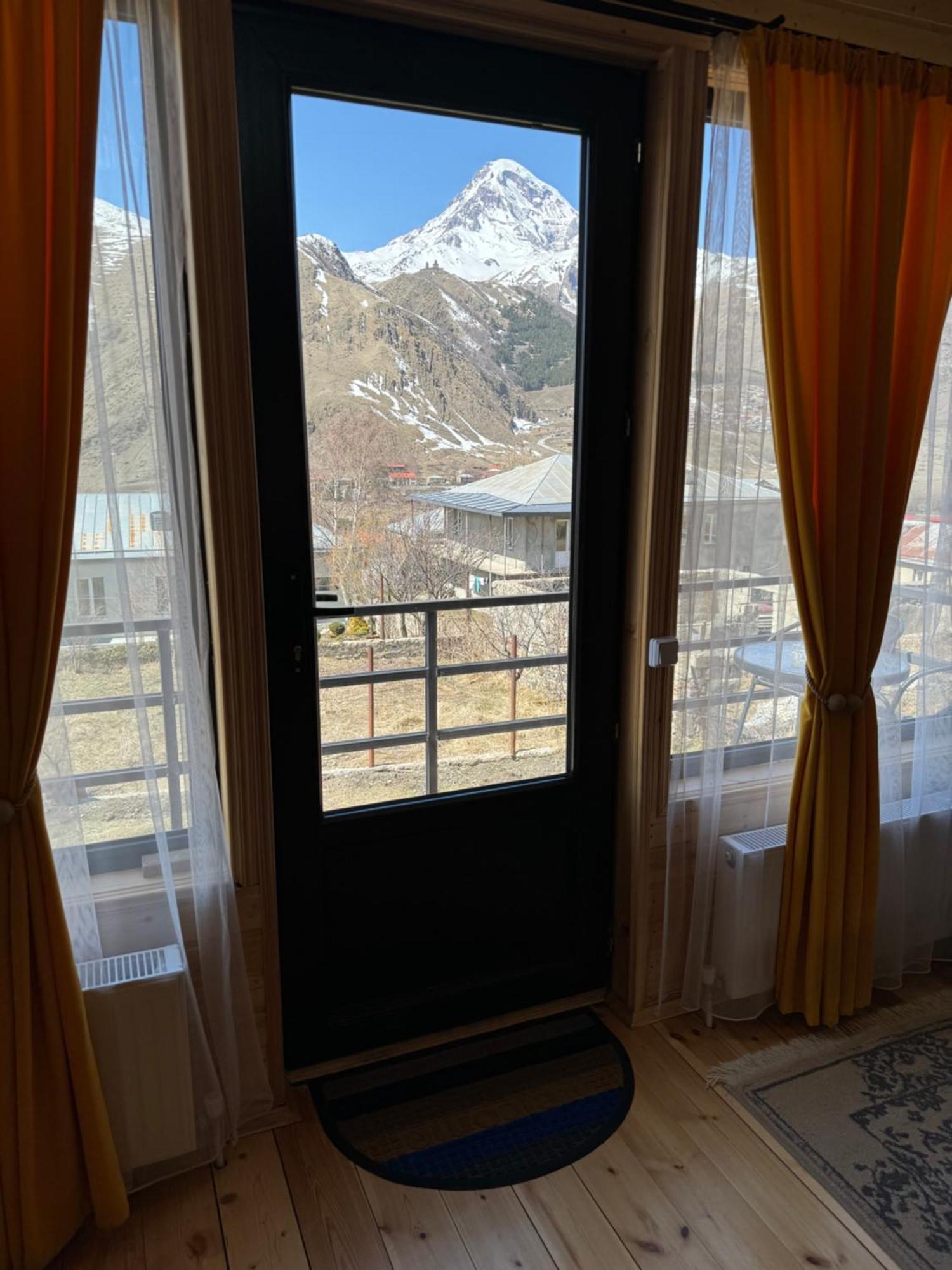 Qusha Cottage Kazbegi Ngoại thất bức ảnh